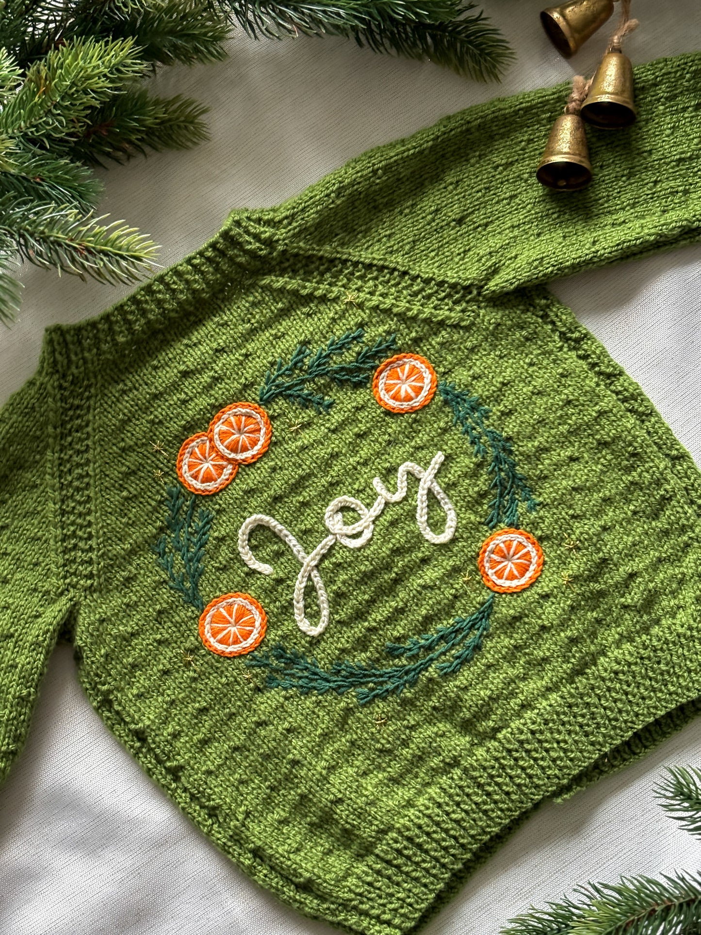 Joy wreath cardigan 2-3 years
